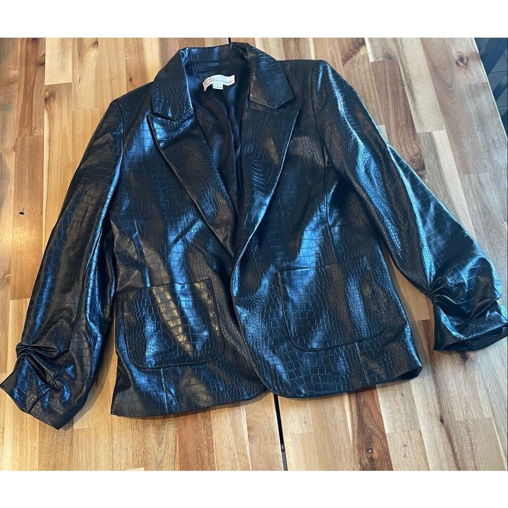 Vintage Havana- Faux Snakeskin Leather Blazer
